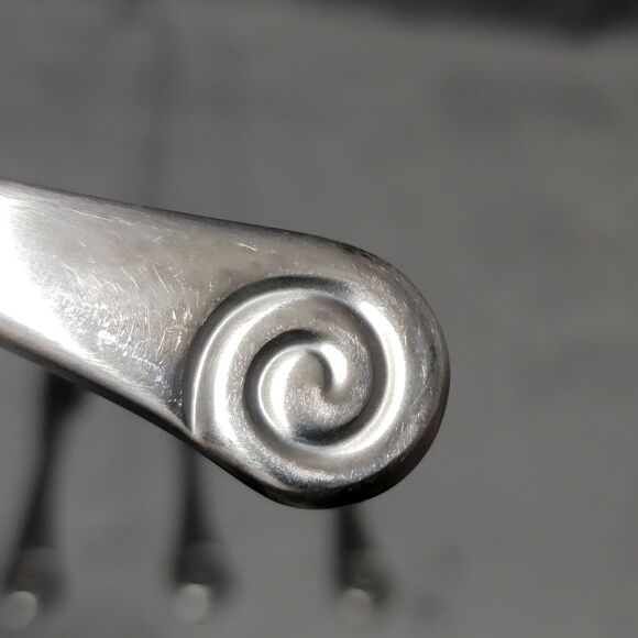 5 Robert Welch Ammonite 18/10 Stainless Butter Knife Flat Handle - Picture 5 of 9